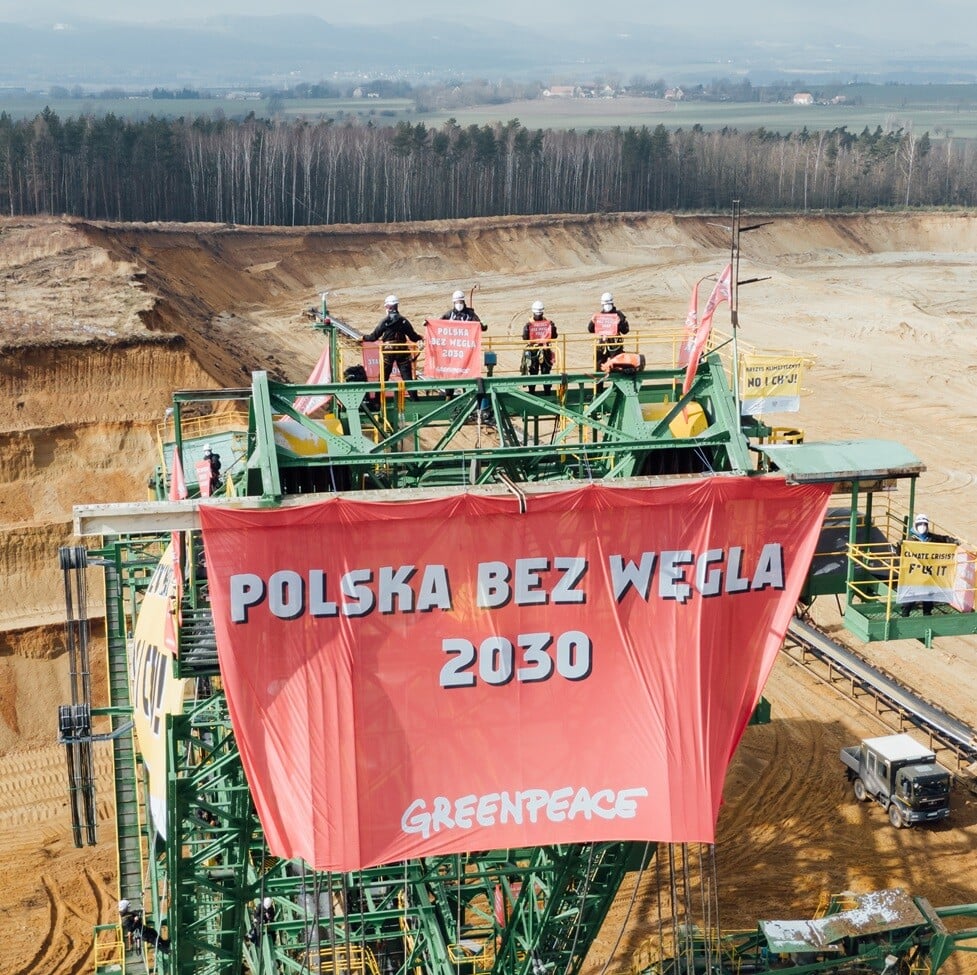 Banner w kopalni Turów
